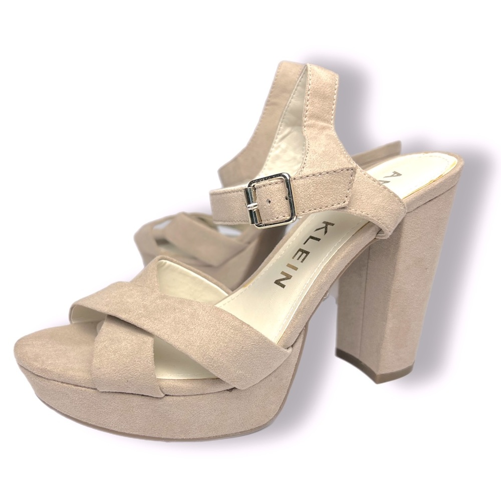Women's Suede Cross Strap Sandal Heels By Beige Size 6